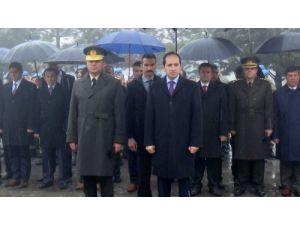 Kar Altında 18 Mart Şehitleri Anıldı