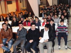 Hopa'da Fem Öğrencilerine Moral Ve Motivasyonun Önemi Anlatıldı