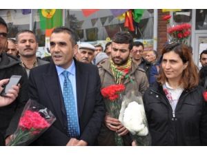 Bdp Muş Adayı Sezgin: Belediye’yi De Gül Gibi Yöneteceğiz