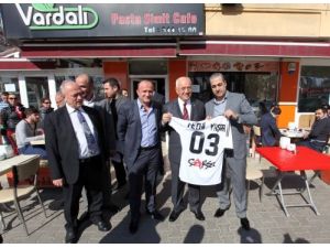 Başkan Yaşar, Tribün Liderleriyle Buluştu