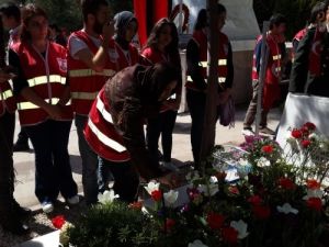 Kızılay Adana Şubesi, Şehit Ailelerini Ve Gazileri Yalnız Bırakmadı