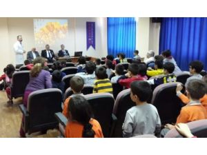 Gaziler Öğrencilere Çanakkale Ve İstiklal Savaşını Anlattı