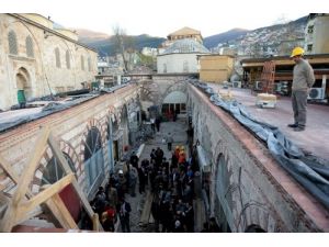 Ulucami Caddesi Ve Vaiziye Medresesi Yenileniyor