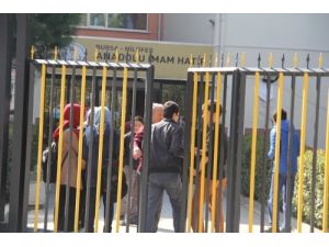 Bursa'da İmam Hatipli Öğrenciler Mitinge Götürüldü