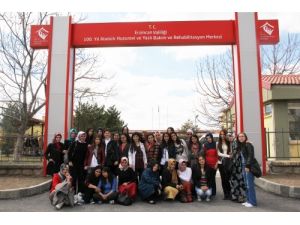 Tercan Myo Öğrencilerinden Örnek Davranış