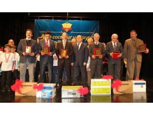 Trabzon'un Altın Çocuklar'ı Ödüllendirildi