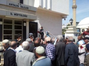 Özel Firma Kotası Hacı Adaylarına Zor Anlar Yaşatıyor