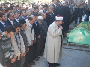 Talha Bayrakçı son yolculuğuna uğurlandı