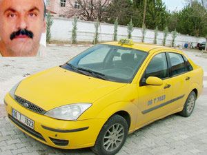 Direksiyon başında kalp krizi geçiren taksici öldü