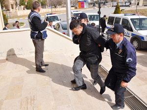 Çöpteki şişeden hırsızlara ulaştılar