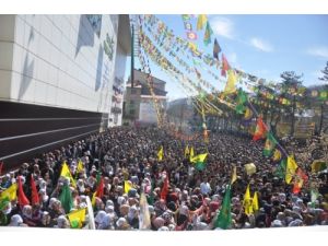 Selahattin Demirtaş: Kürt Pazarı Kuracağız