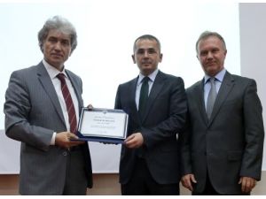 Arü'de 'Fransa'da Türk Algısı' Konuşuldu