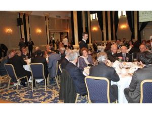 Muhtarlar, 25 Yılda Bursa’ya Değer Katan Seçilmişleri Buluşturdu