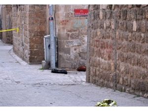 Midyat’ta Şüpheli Saz Patlatıldı