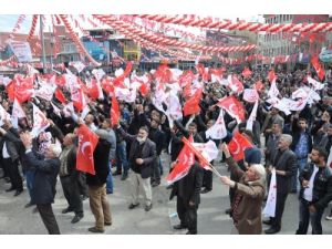 Erbakan: Hükümetin Gittiği Yolun Yanlış Olduğunu Göstermek İçin Oy Kullanın