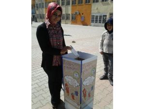 'Tek Kullanımlık Sanma, Çöpe Atmaya Kalkma'