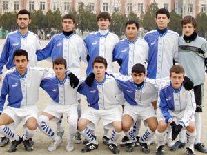 U 19’da favori takımlar kazandı