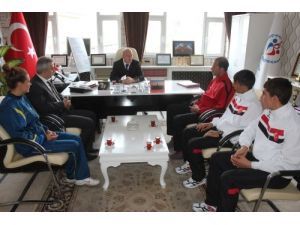 Erim, Isf Yolcularına Başarılar Diledi