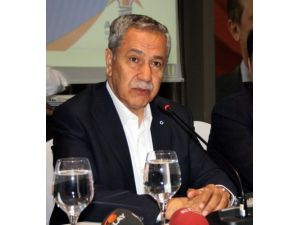 Arınç: Yüzünü Görmesem ‘bu Herhalde Başbakan Değildir’ Diyecektim