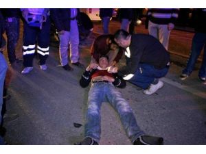 Sapanca'da Trafik Kazası: 2 Yaralı