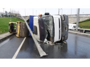 Atatürk Havalimanı'nda Tır Kazası (Özel)