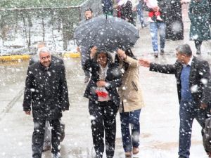 Diyarbakırlı Seçmenlere Kar Sürprizi