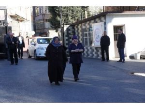 İstanbul’da Oy Verme İşlemi Sürüyor