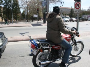 Ölüm makinası gibi!