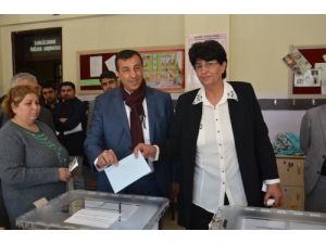 Bdp’li Demirbaş: Hiç Kimse Halkın Parasını Çaldığı Gibi Oylarını Çalmaz İnşallah