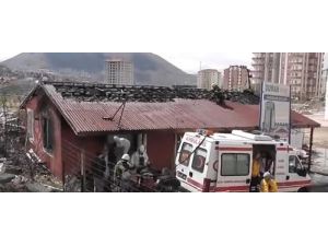 Şantiyede Çıkan Yangında Bir Kişi Hayatını Kaybetti