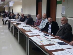 Oylar burada sisteme aktarııyor