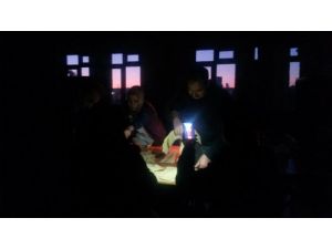 Gaziantep’te Mum Işığında Oy Sayımı Yapılıyor