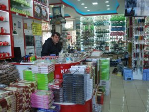 Turistlere zor satış yapıyoruz