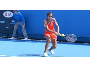 Çağla Büyükakçay, İngiltere'de Uluslararası Turnuvada Ter Dökecek