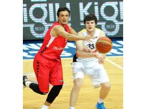 Fenerbahçeli Genç Basketbolcu Metecan Birsel, Dünya Elit Takımı'na Çağrıldı