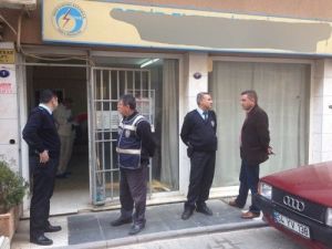 İzmir'de Elektrik Tahsilat Veznesi Soyuldu
