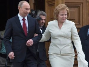 Kremlin, Putin’in Resmen Boşandığını Doğruladı