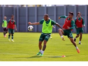 Burssaspor'da Sivasspor Mesaisi Devam Ediyor