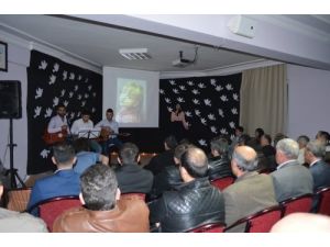 Özel Samanyolu Kudret Ünal İlköğretim Okulu'dan Şiir Dinletisi