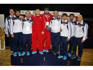 Serbest Güreş Milli Takımı Şampiyonayı 4 Madalya İle Tamamladı