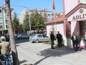 Oylar yeniden sayıldı kazanan değişmedi