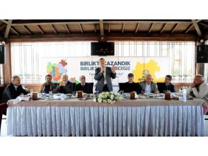 Akyürek, Geçmiş İçin Helallik Gelecek İçin Dua İstedi