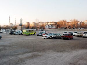 Satmayınca, otoparklar ücretsiz oldu