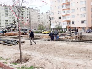 Hızlı trende çamur çilesi
