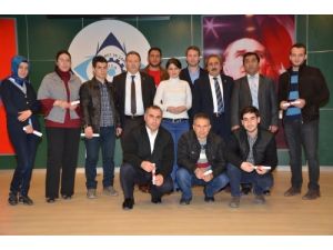 Ön Muhasebe Eğitimini Tamamlayan Kursiyerlere Sertifika Verildi