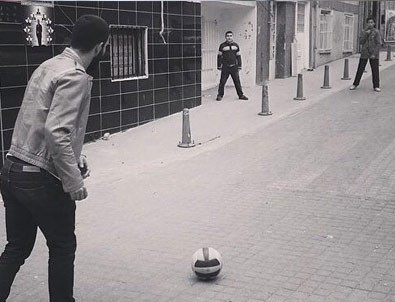 Arda Turan Bayrampaşa'da top oynadı