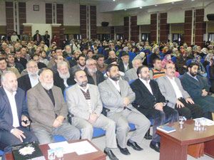 ‘Onu hayatımıza rehber etmeliyiz’