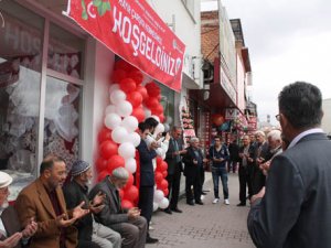 Şefkat Gülleri'nin kermesi açıldı