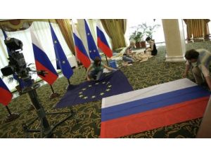 Rusya’ya Yönelik Yaptırımlar Genişliyor, Gazeteci Ve İşadamları Da Listede