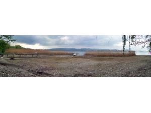 Sapanca Gölü’ndeki Çekilme Fotoğraflara Yansıdı